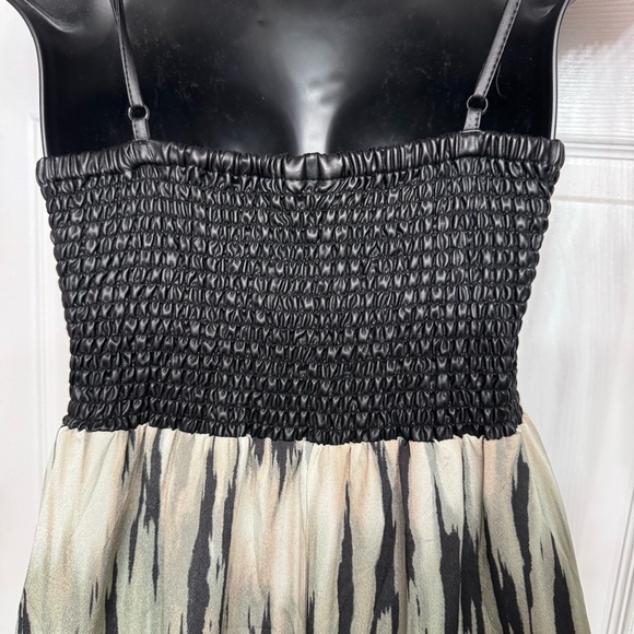 Body Central Black and Green Maxi Dress NWT - Picture 2 of 4